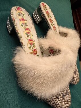RARE Gucci Python Mink Fur Snakeskin Mules - Shoes 41 Crystal Heels Candy